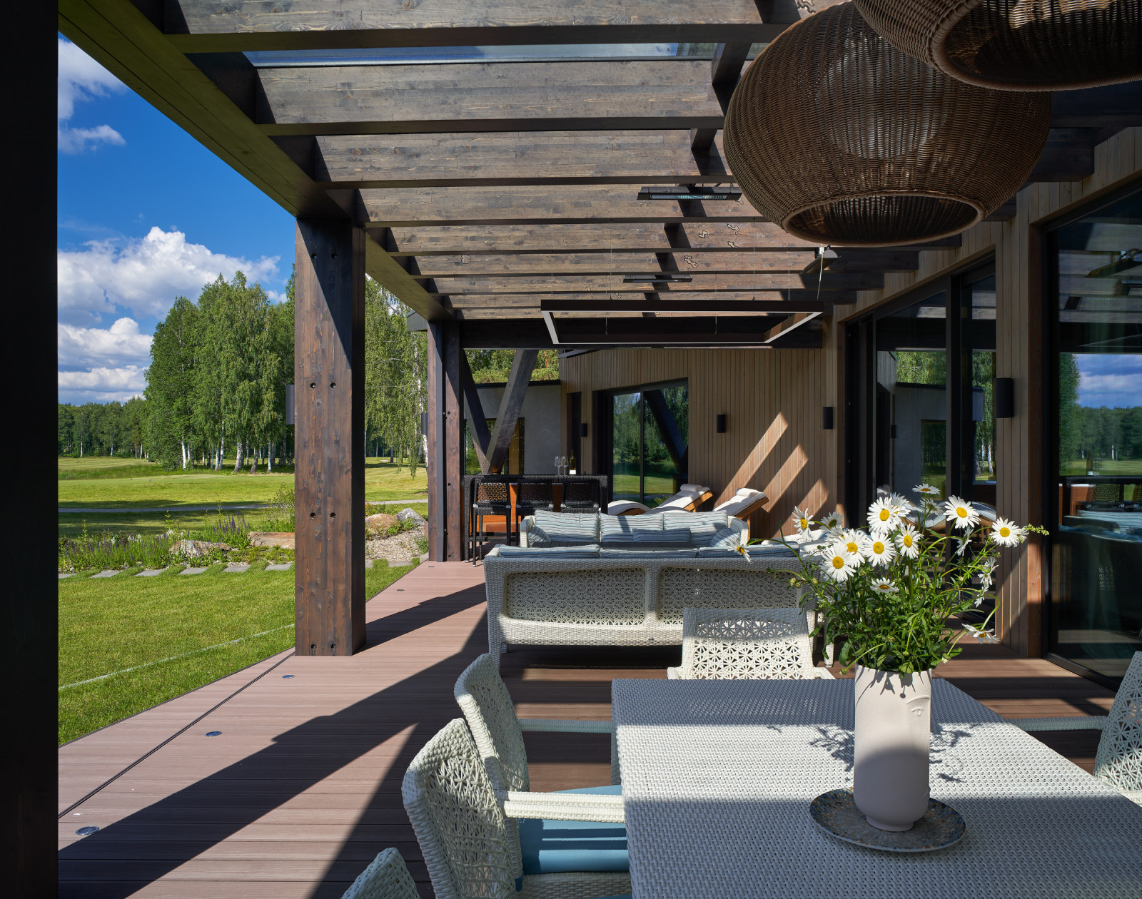 Обложка проекта: дом на гольф поле