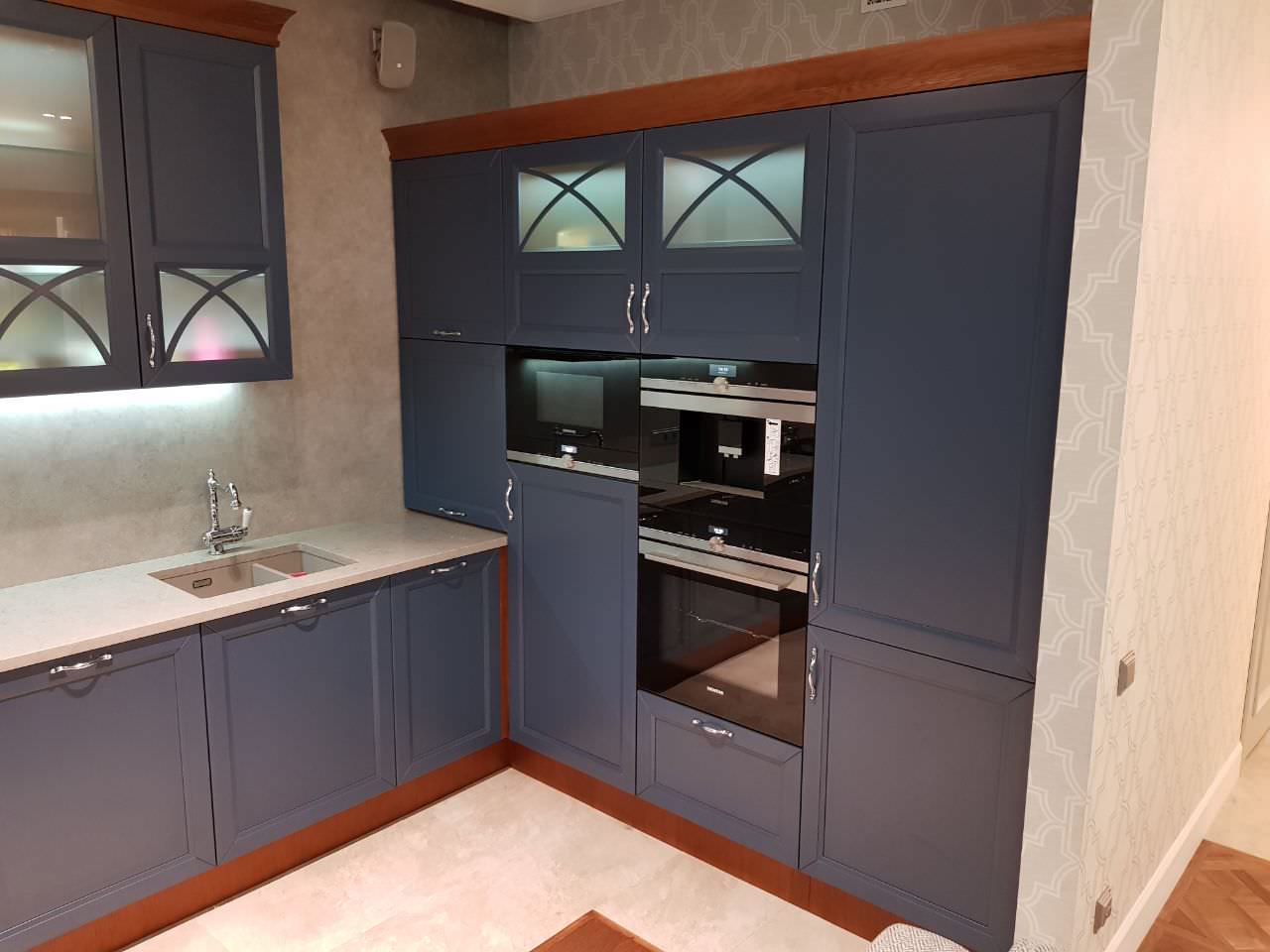 Обложка проекта: Кухня с фасадами из массива березы