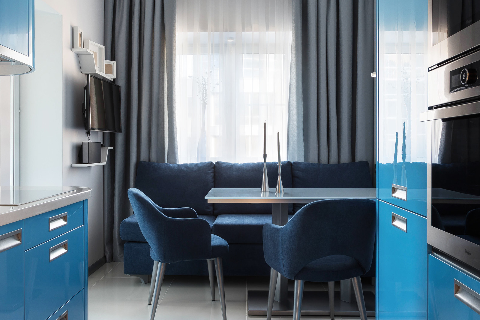 Проект "Оттенки синего" от студии GeoSpace