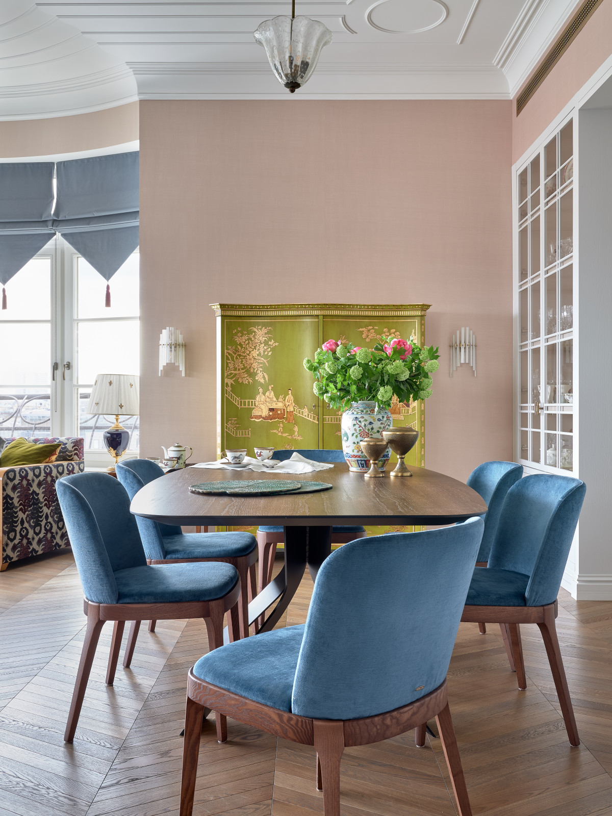 Квартира по проекту Нади Зотовой, 223 м². Публикация AD