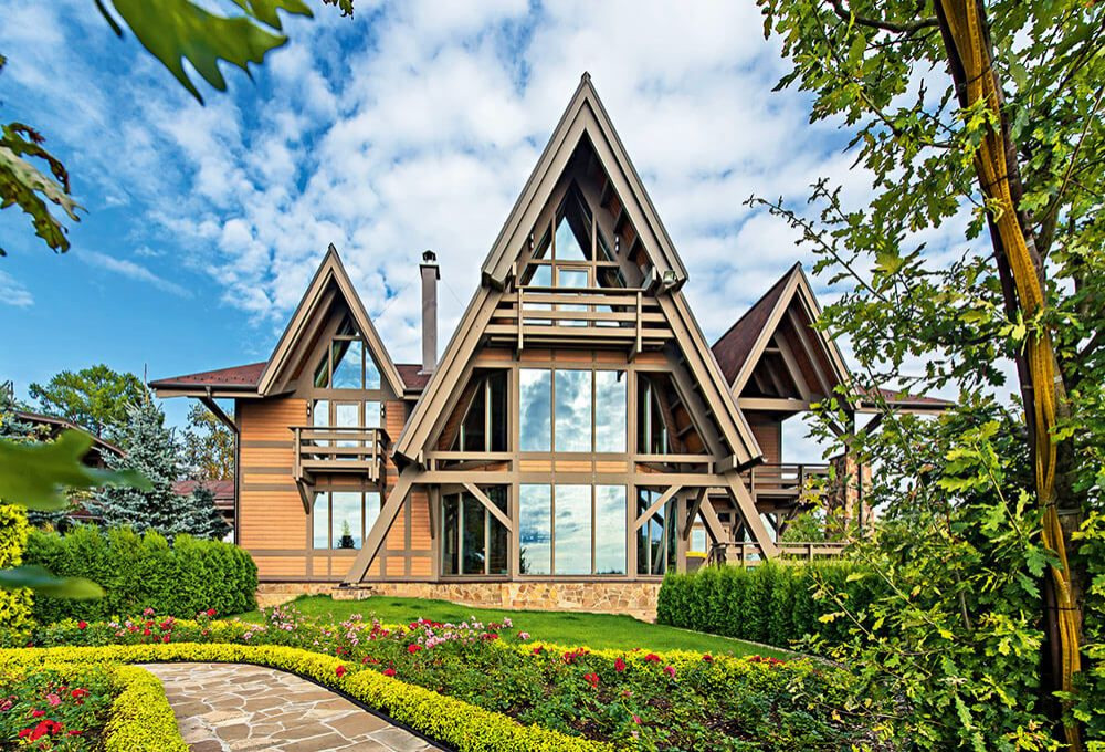 Фахверковый дом на берегу Волги