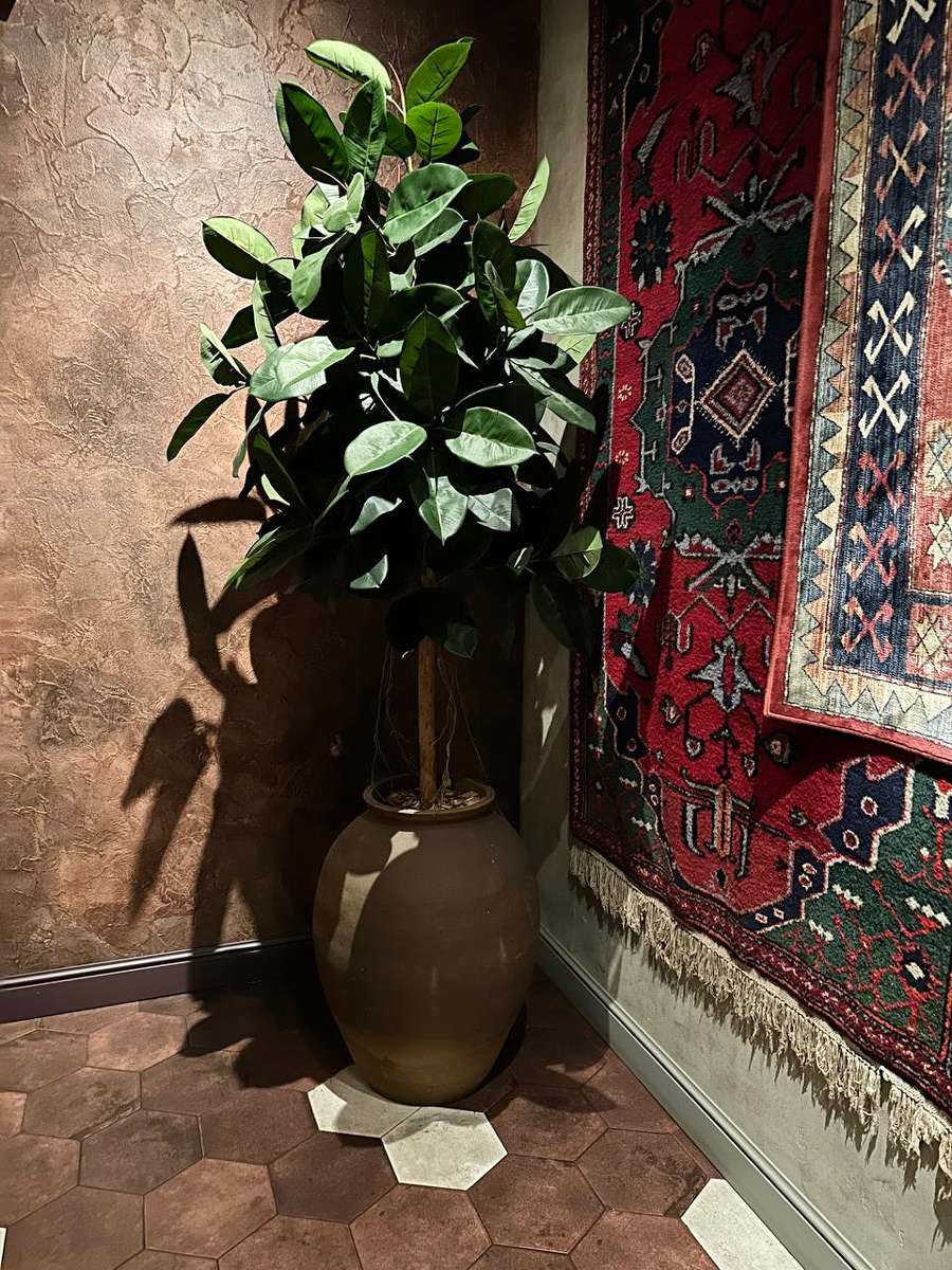 Большие квеври, горшки и кувшины для ресторана «Джани»