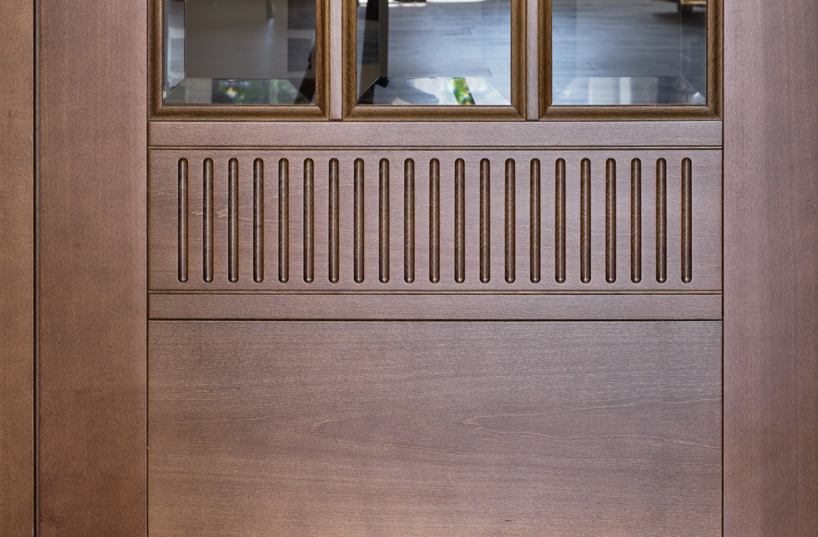 Модели Стимул и Премьер в отделке Ольха Орех