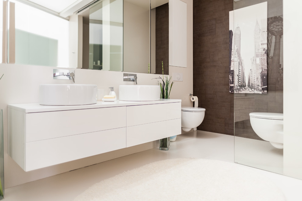 Светлый hi-tech