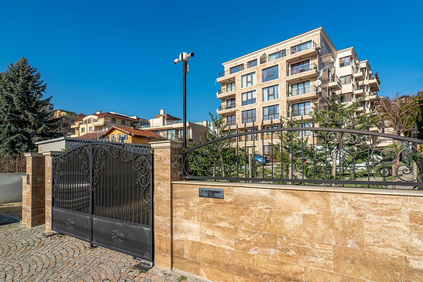 Варна, Ул. Д-р Василаки Пападопулу 10