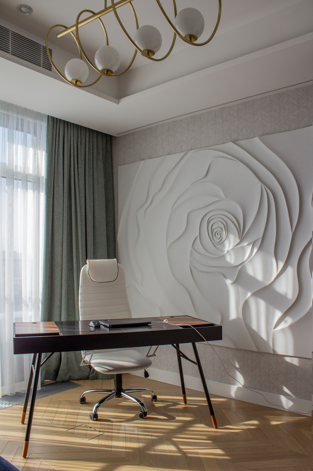 Обложка проекта: Четырехкомнатная квартира в ЖК Кутузовский Life