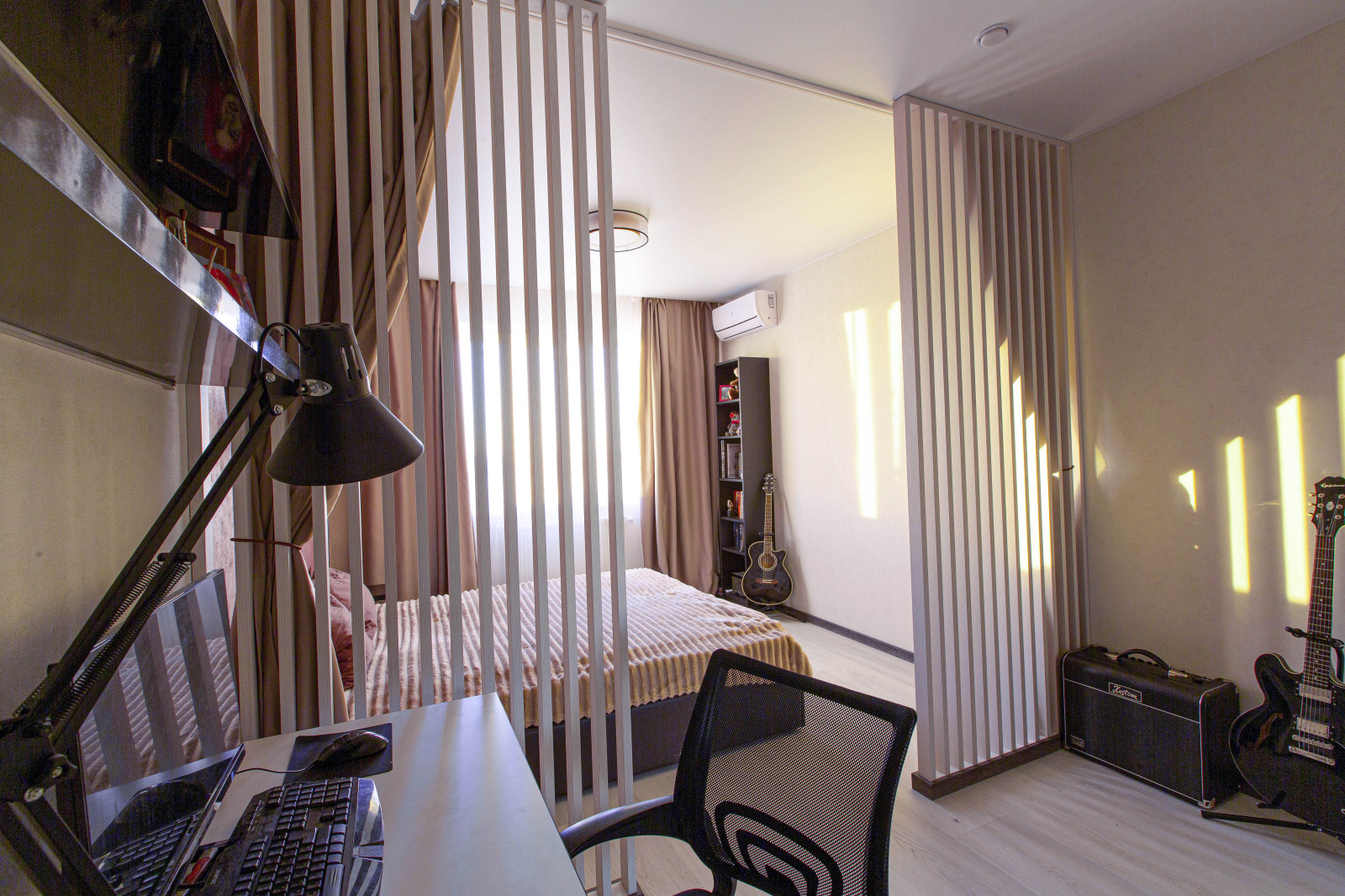 Дизайн - проект однокомнатной квартиры для молодой пары. Фотографии реализации.