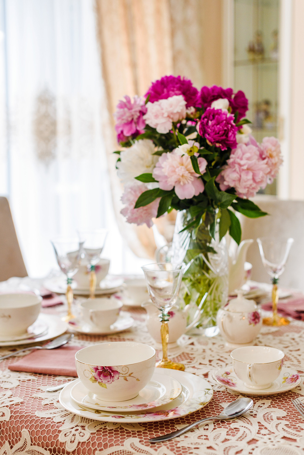 Дом под соснами