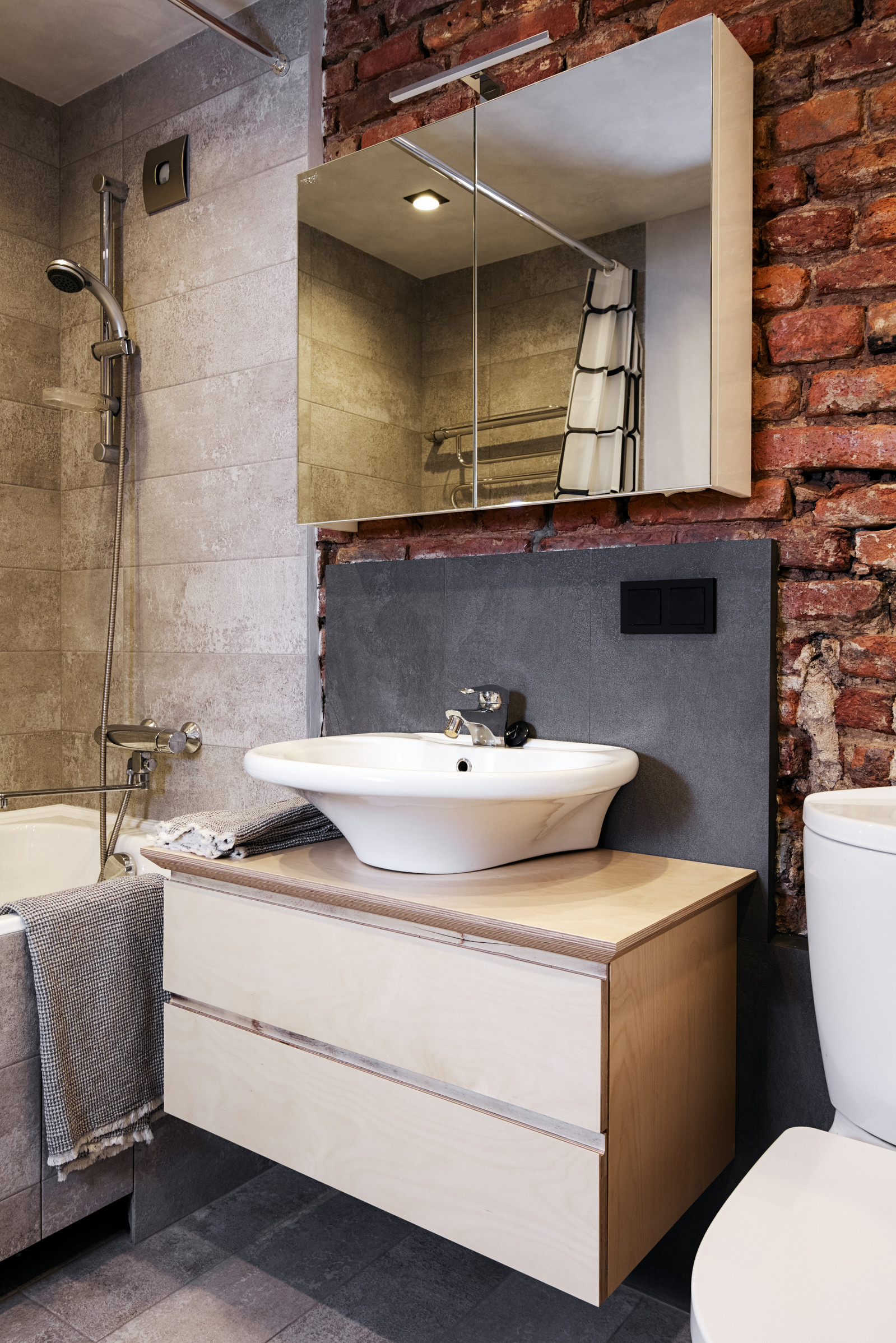 Мебель из фанеры для ванных комнат