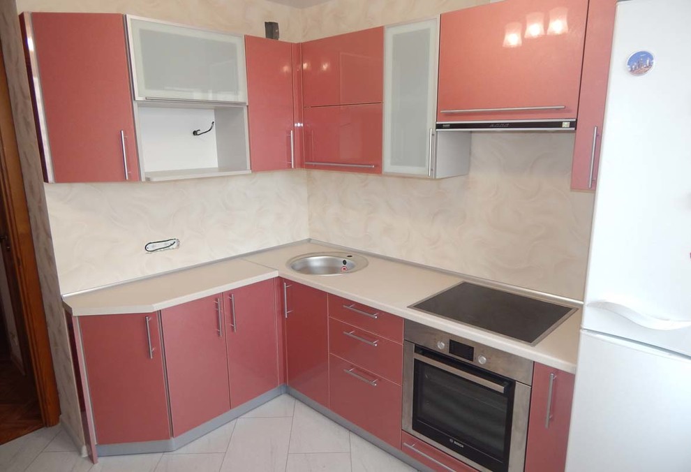 Кухни с фасадами из пластика