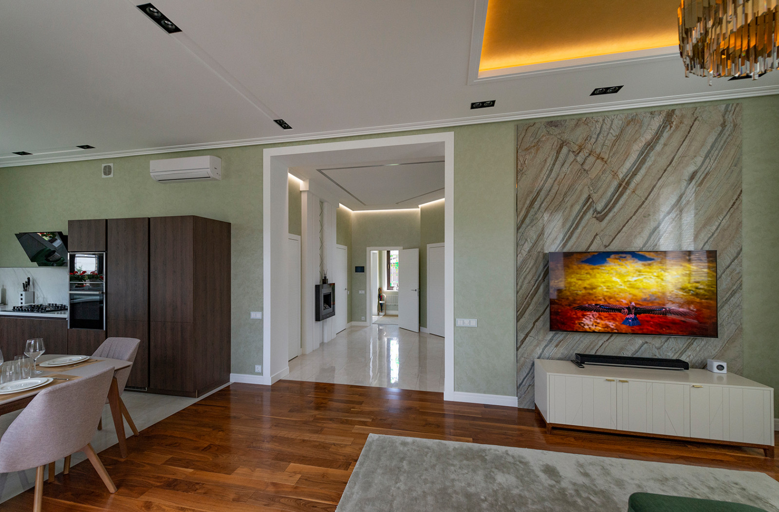 Contemporary House and Sauna