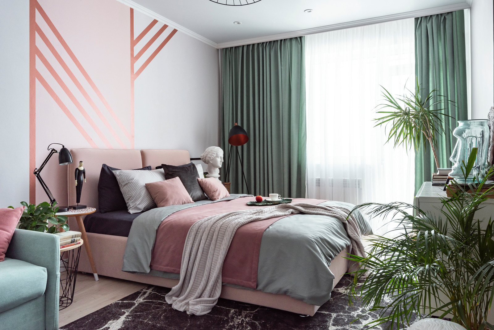 В гостях: Нескучная квартира в Челябинске для семьи дизайнера