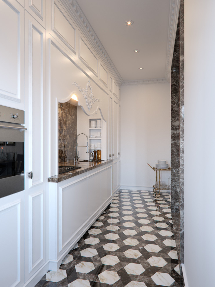 С английским чаем над Невой