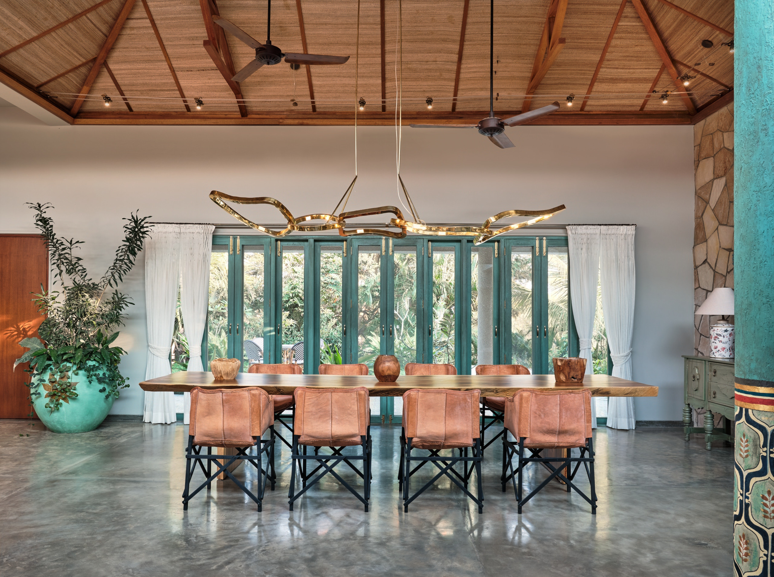 Houzz Индия: Большой дом в тропическом стиле