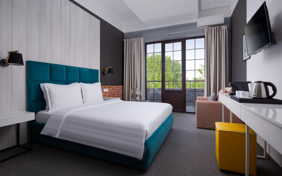 Номер Standart в лофт отеле "Beton Brut 4*"