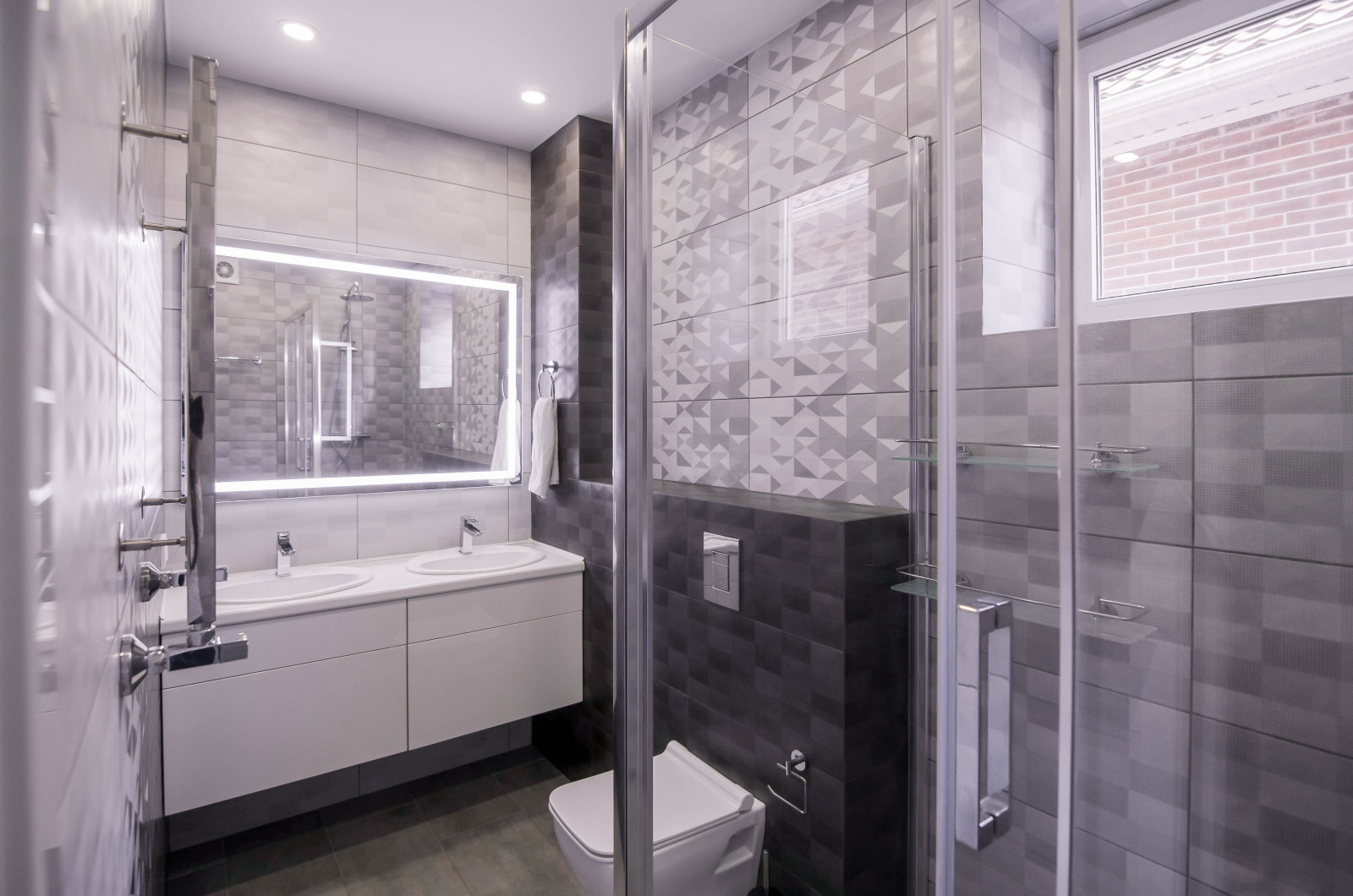 Дизайнерский ремонт в таунхаусе в КП Австрия