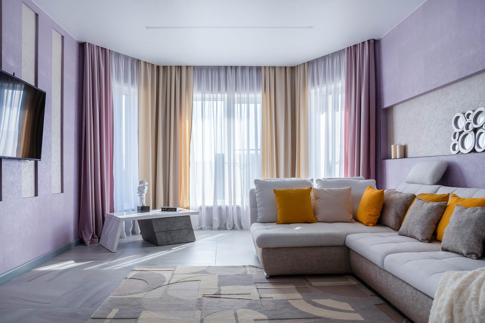 Дом с ирисом