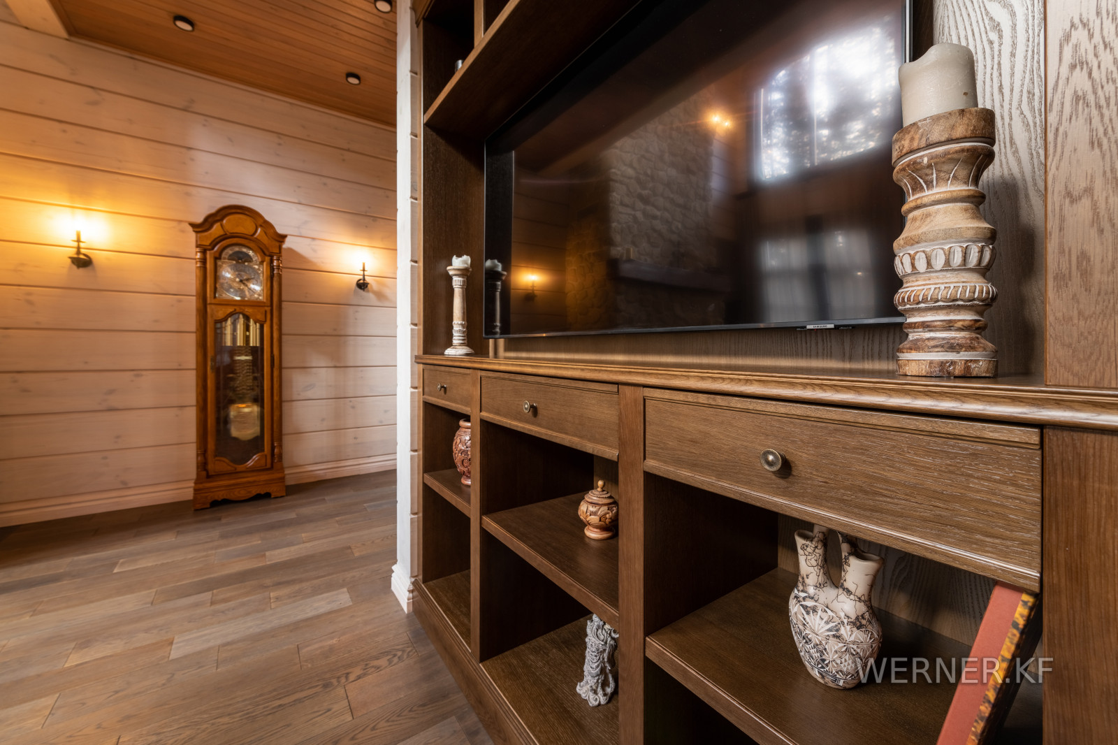 Стеллаж для телевизора