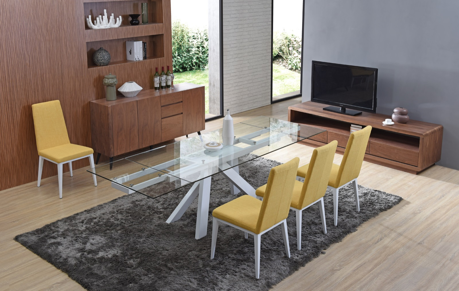 ОБЕДЕННАЯ ГРУППА LLOYD & ELTON