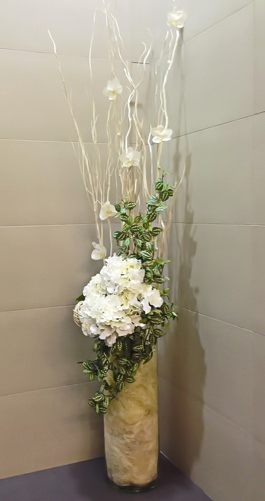 Озеленение автосалона Тойота Владивосток