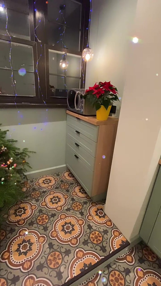 Кухня в Неорусском стиле.