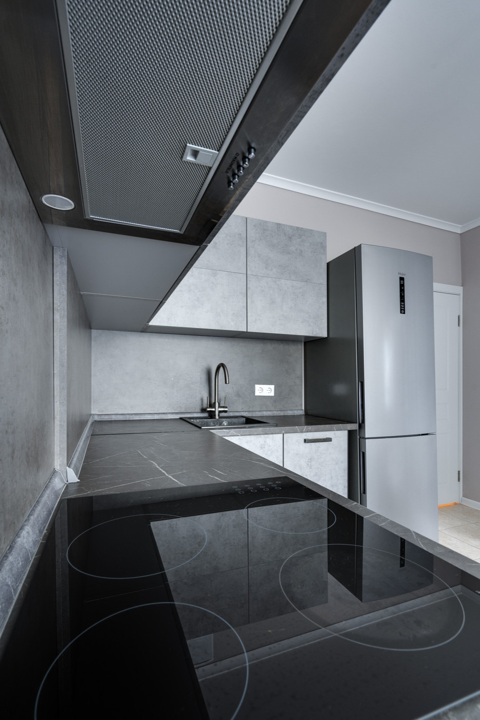 Кухонный гарнитур в ЖК «Эталон-Сити»