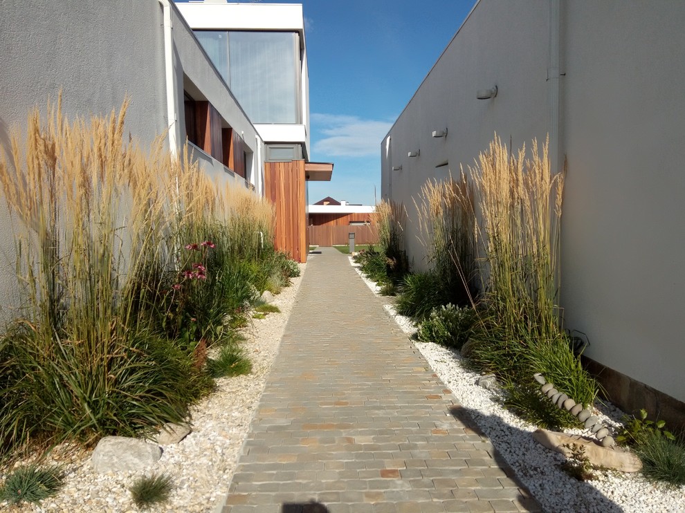 Ландшафт частной территории - г.Екатеринбург, коттеджный поселок у горы Пильной