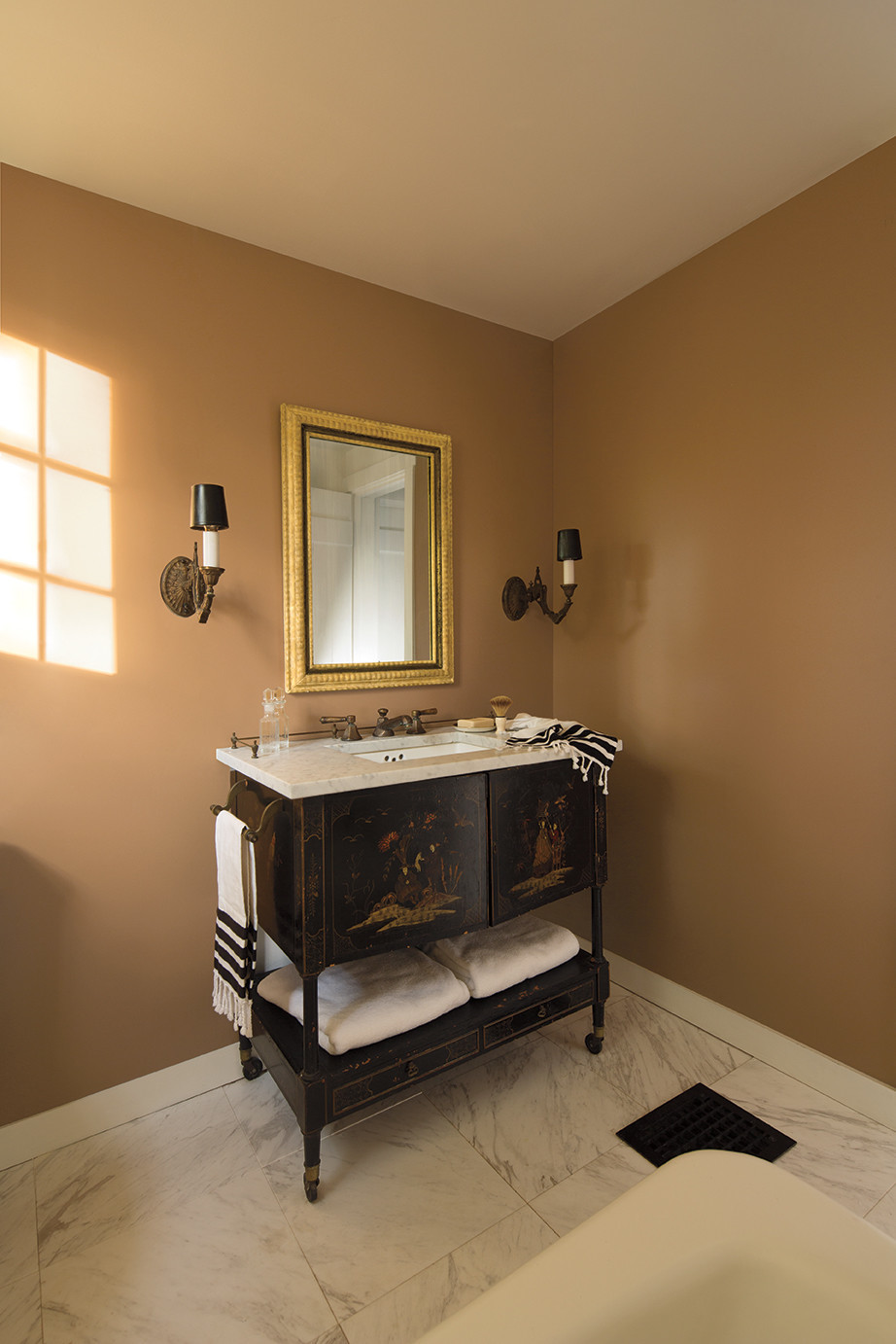 Цвет года 2017 (Shadow 2117-30)