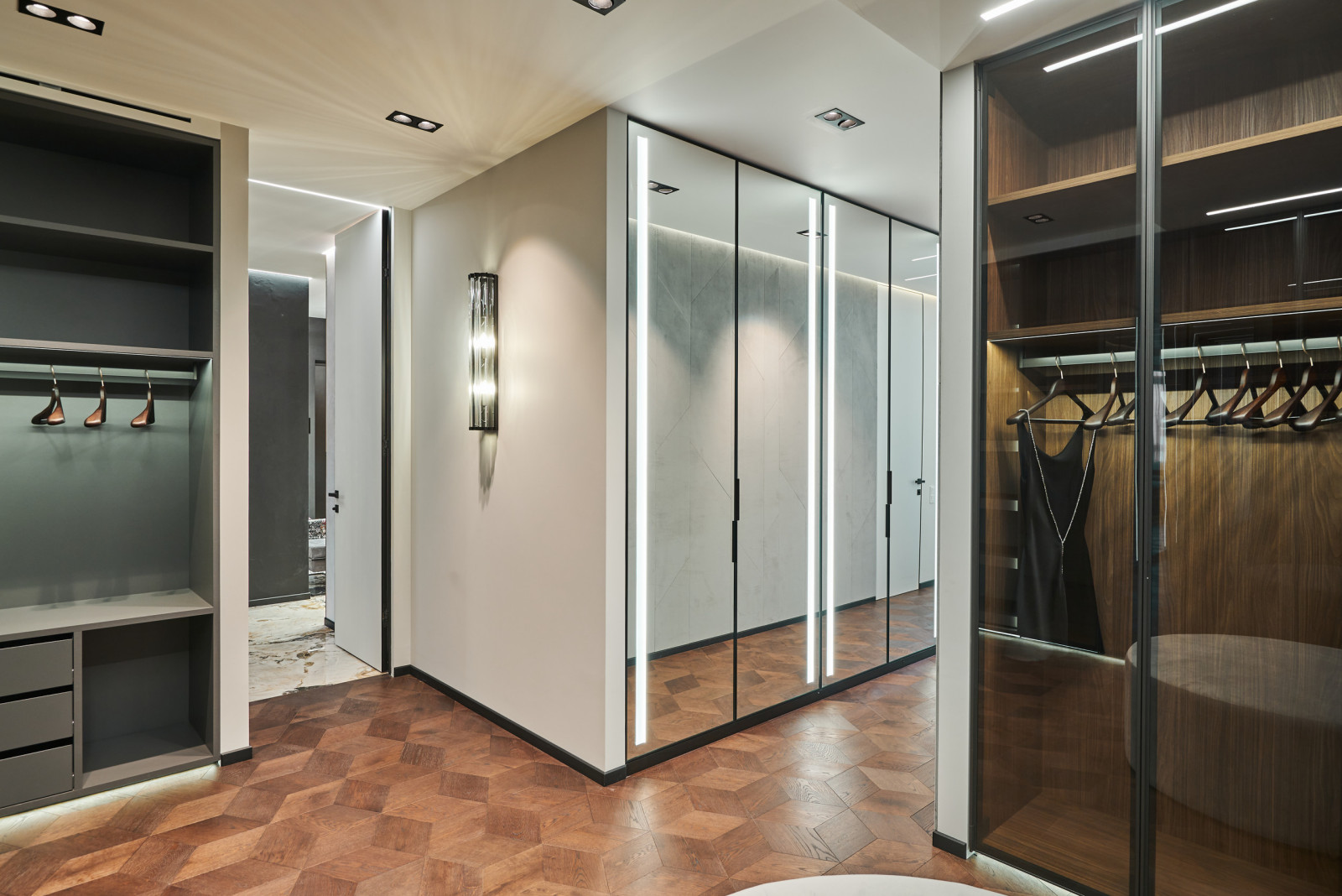 Петровский пр.2