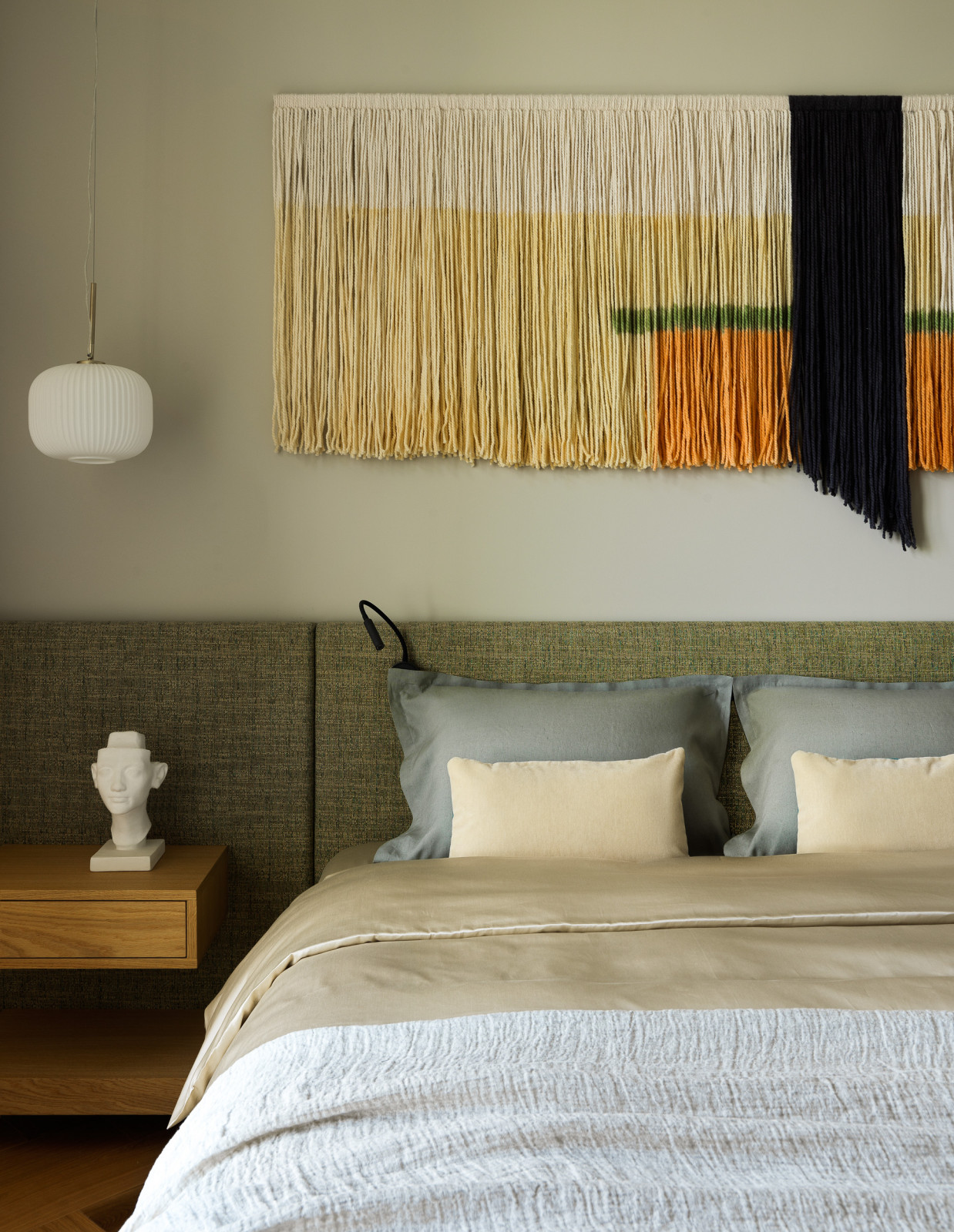 Обложка альбома: мебель