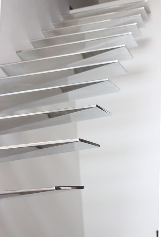 Проект лестницы для кабинета в пространстве UNIQPLACE