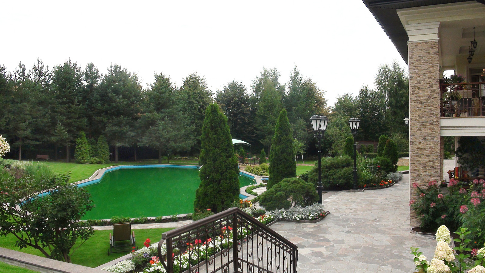 Дизайн загородного дома (850 м2) в классическом стиле