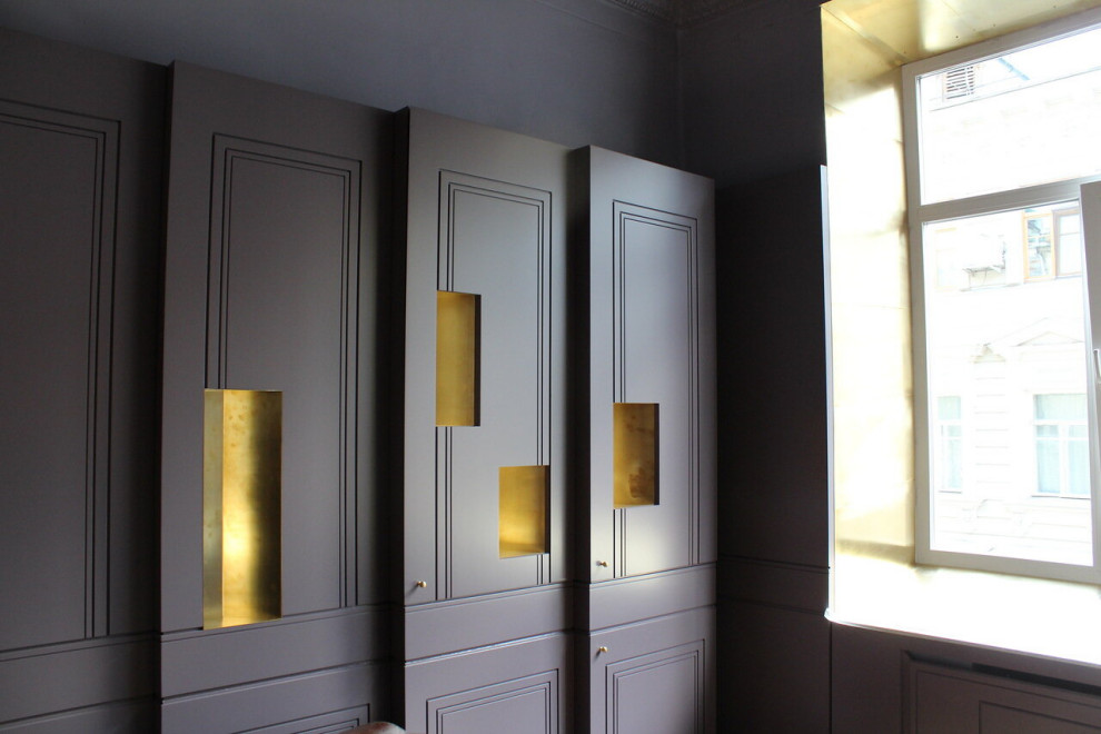 Обложка проекта: Стильный кабинет с латунными акцентами