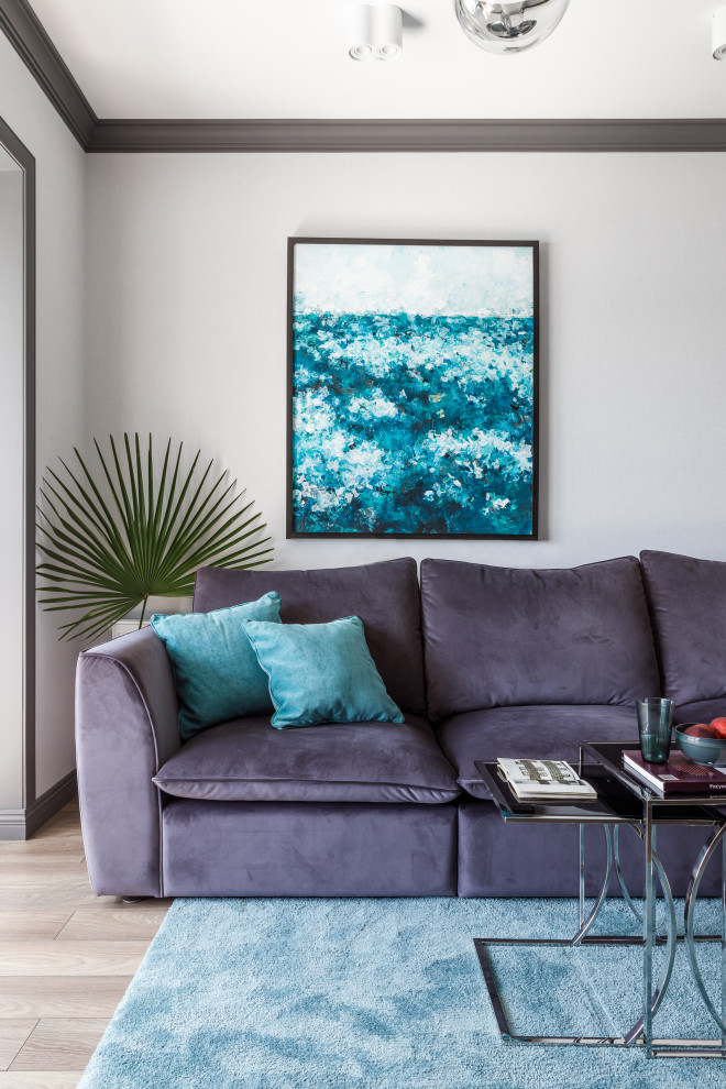 Гостиная с балконом