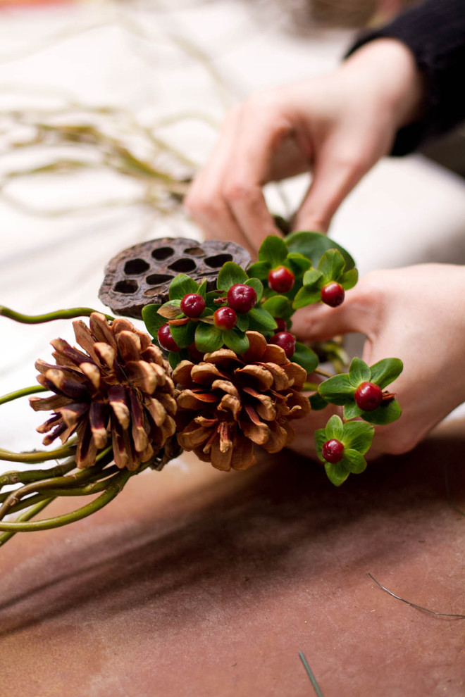 DIY: Как сделать рождественский венок на дверь своими руками