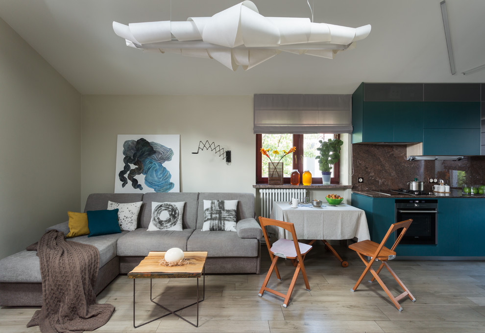 Houzz Украина: Дом для холостяка с камином и СПА-зоной