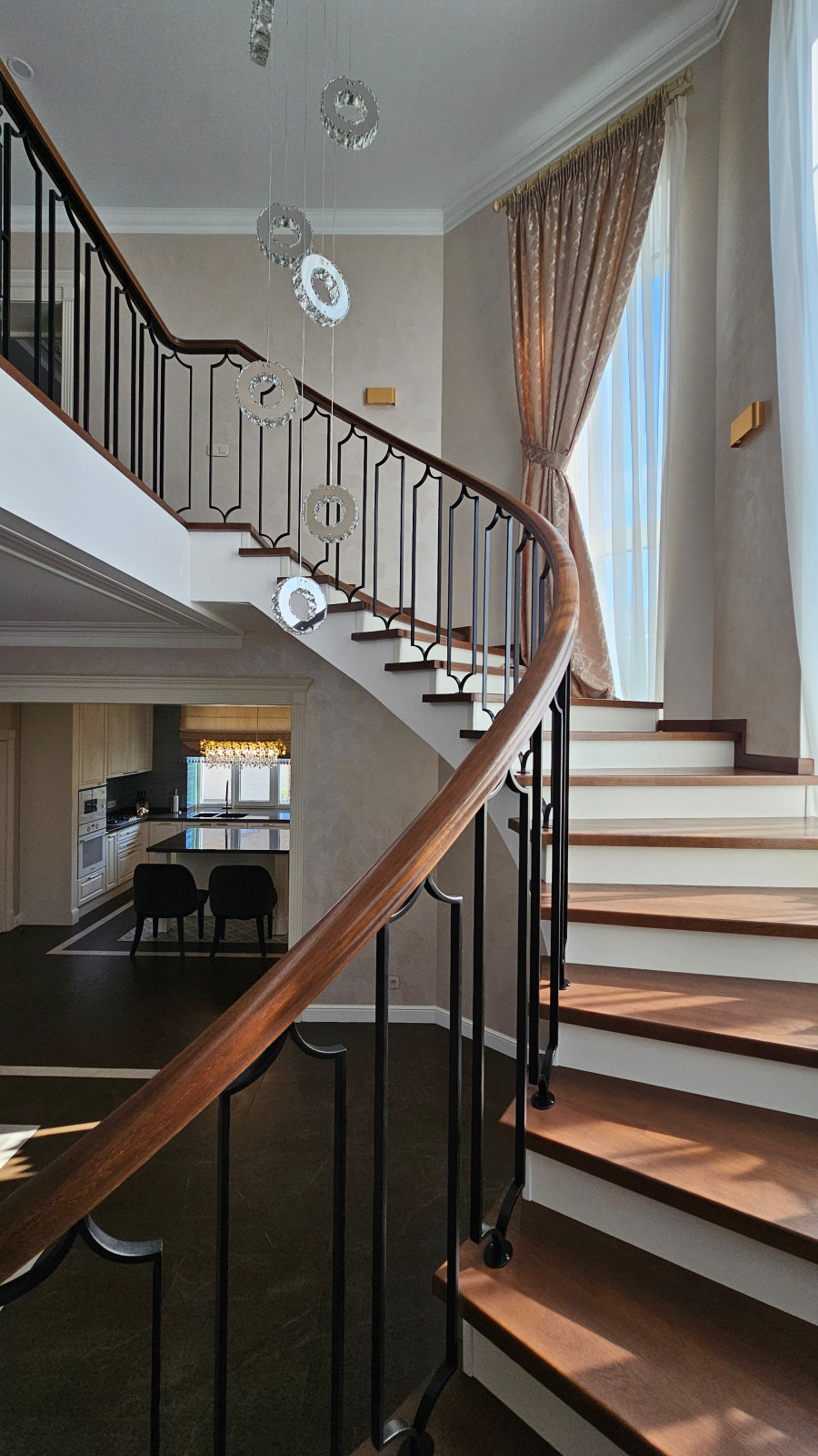 Частный дома 250м2