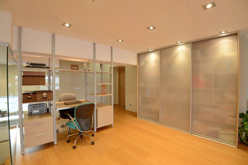 Обложка проекта: Мастерская превращается в . . .