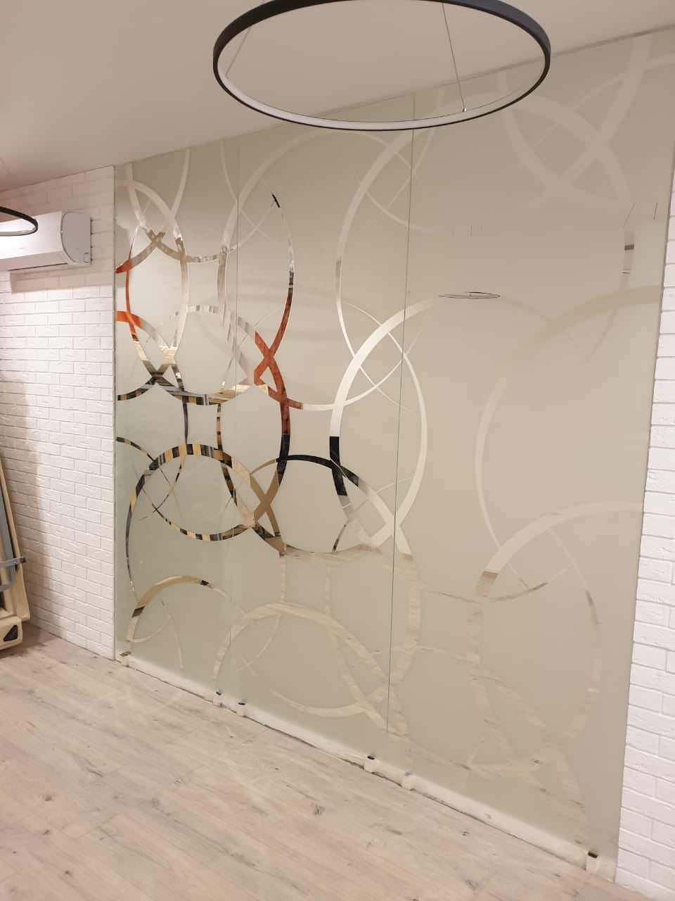 Зеркальное панно