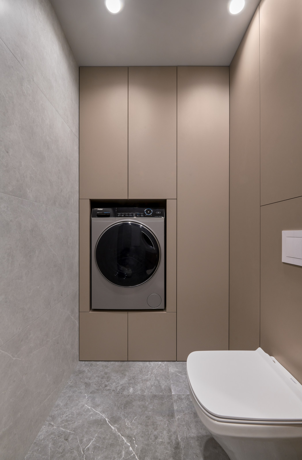 Обложка проекта: Стильный монохром - трехкомнатная квартира