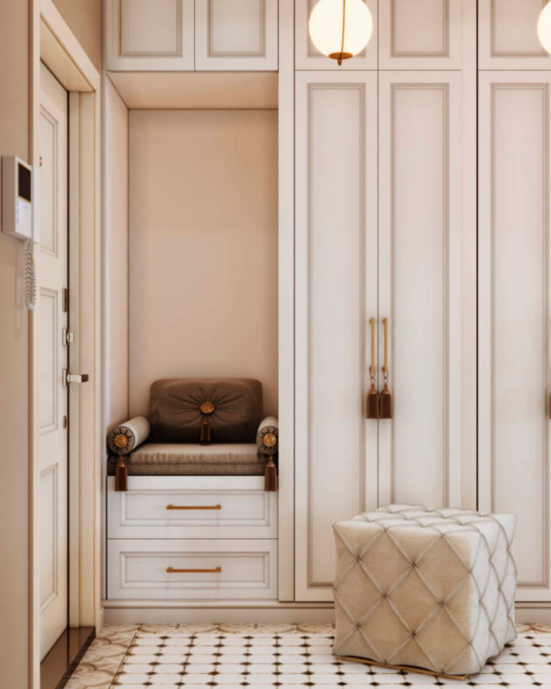 Gray-pink interior. Apartment in St. Petersburg in the neoclassical style