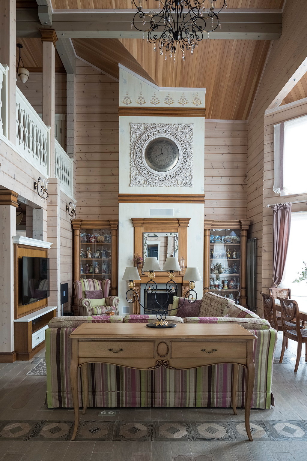 Дом из клееного бруса для большой семьи.