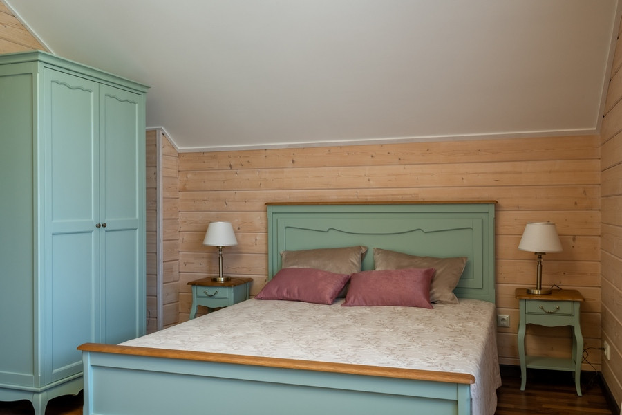 Коттедж  из клееного бруса для семьи из 4 человек