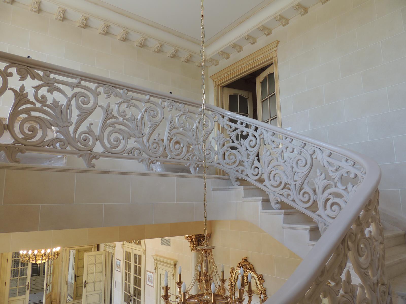 Лестница из искусственного камня