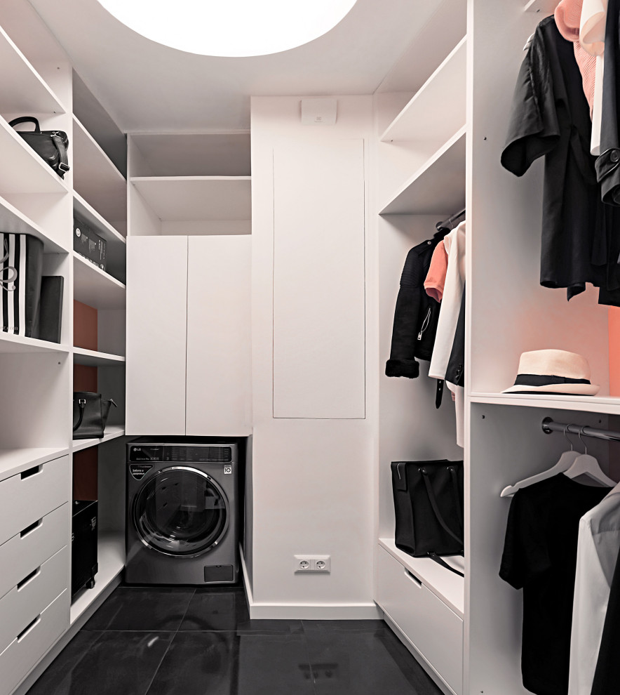 Черно белая квартира в ЖК Ясный