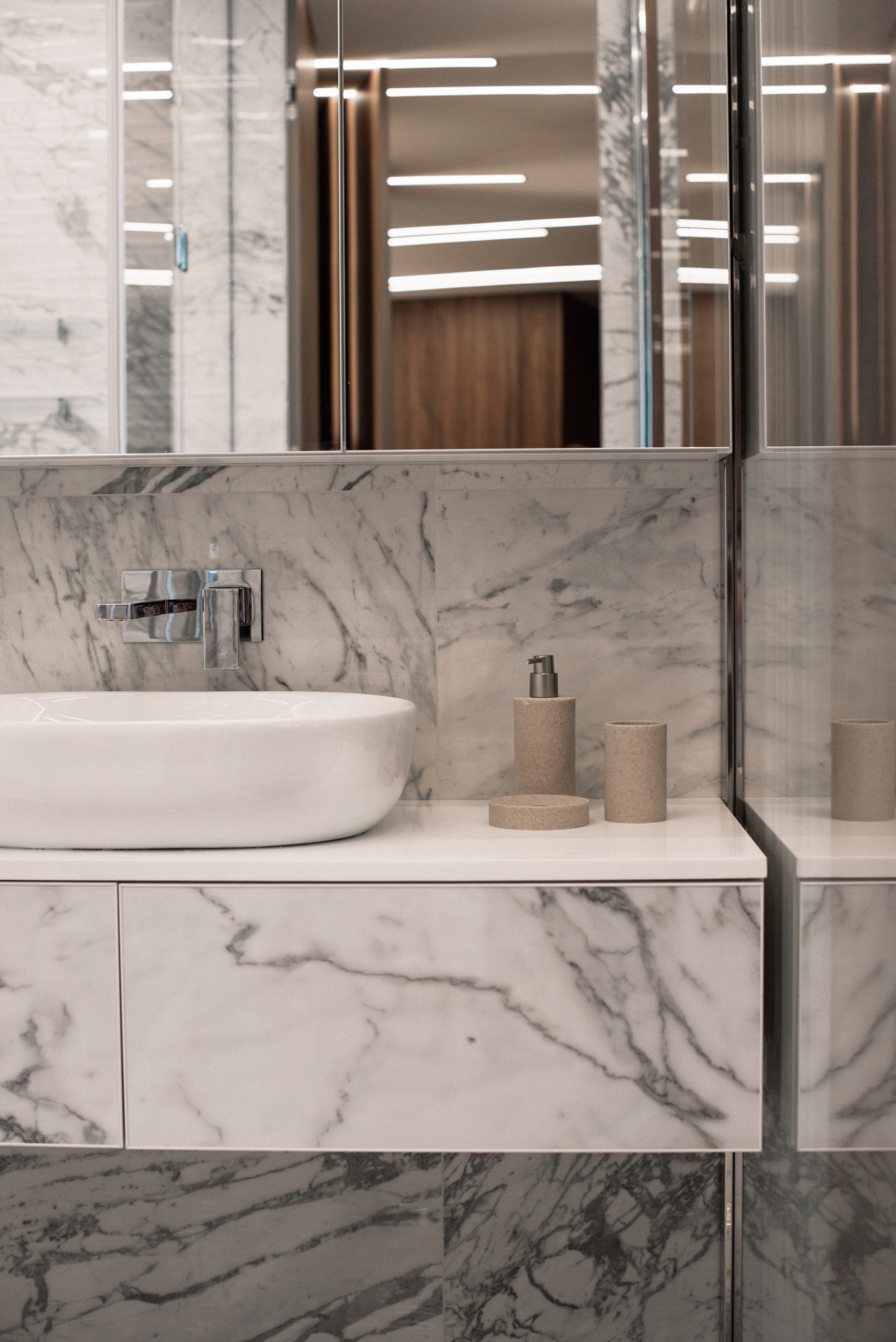 Literator - bathroom