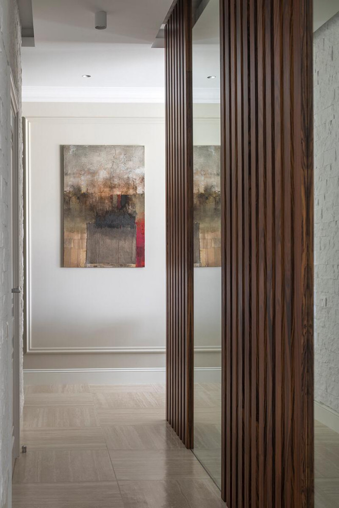 Картины в прихожей