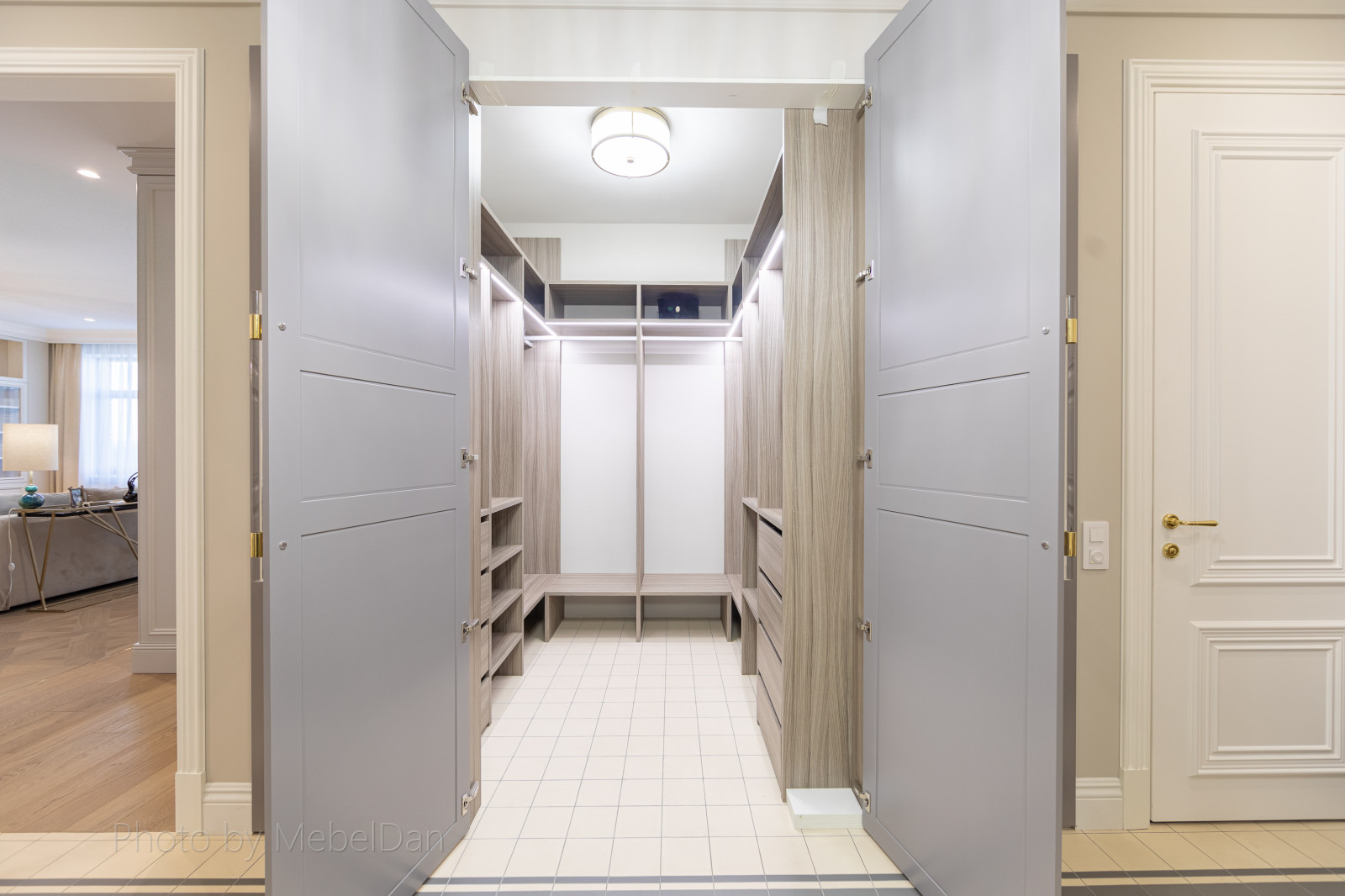 Добротная и умеренная классика на площади 160м2