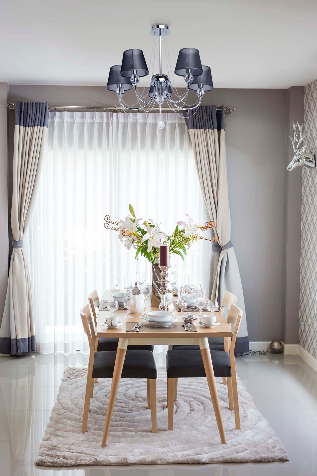 Столовая в цвете гранж