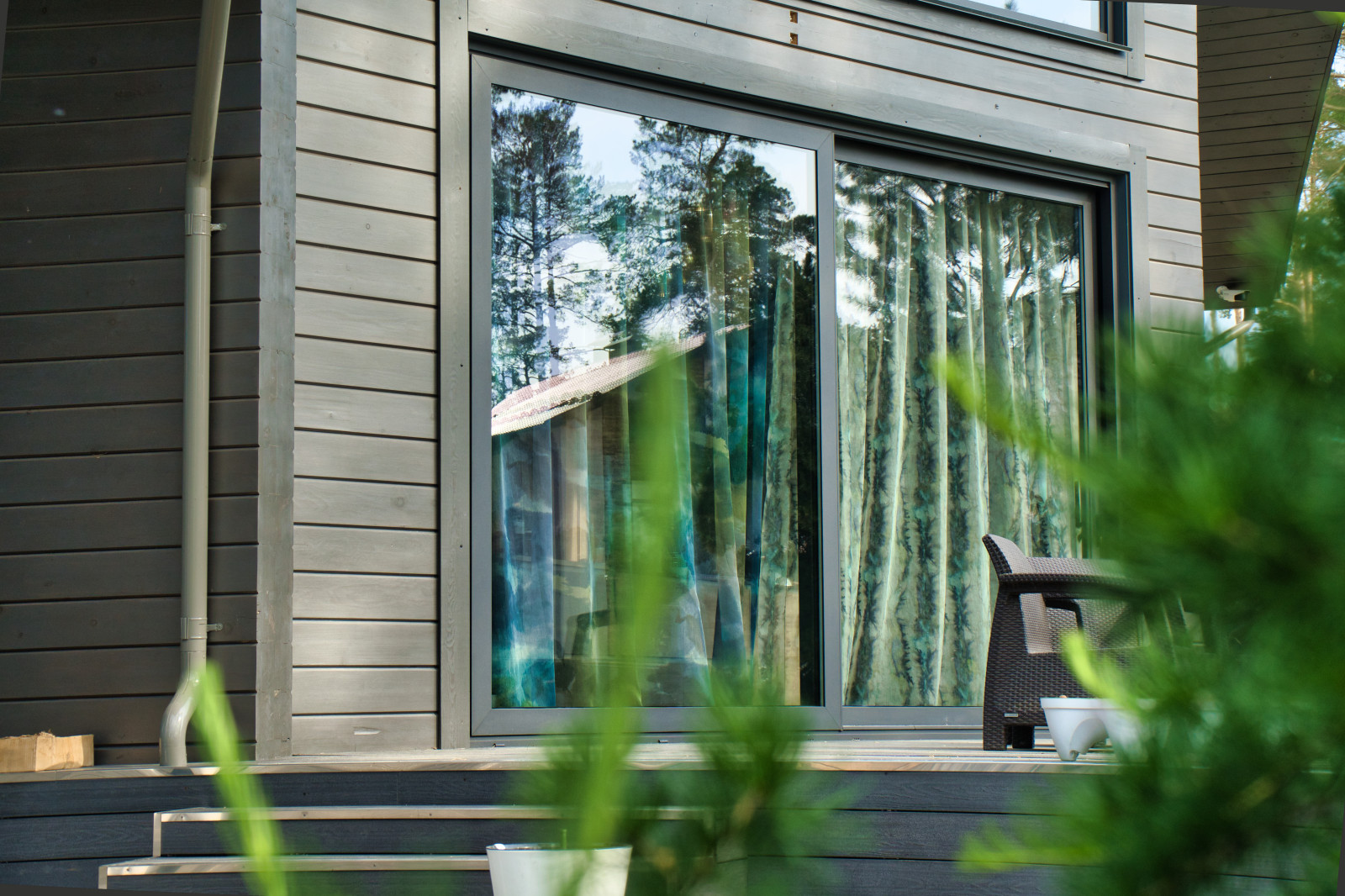 Подъемно-раздвижная дверь